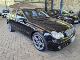 MERCEDES-BENZ - C 180 K - 2005/2006 - Preta - R$ 57.000,00