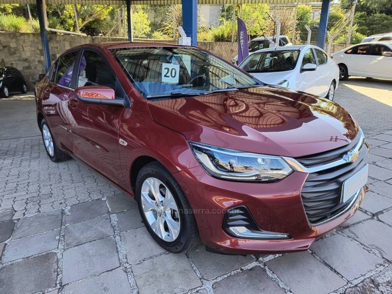 CHEVROLET - ONIX - 2019/2020 - Vermelha - R$ 73.500,00