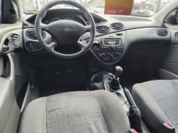 FORD - FOCUS - 2007/2008 - Cinza - R$ 27.900,00