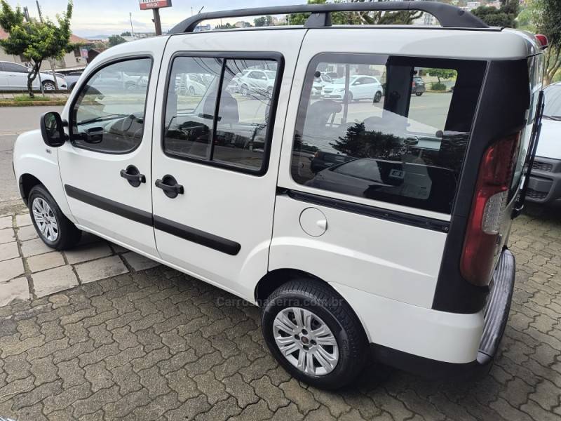 FIAT - DOBLÓ - 2012/2012 - Branca - R$ 43.500,00