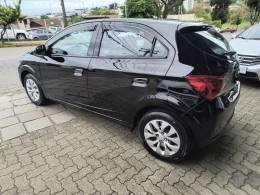 CHEVROLET - ONIX - 2017/2018 - Preta - R$ 58.500,00