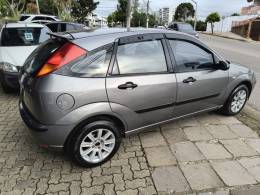 FORD - FOCUS - 2007/2008 - Cinza - R$ 27.900,00