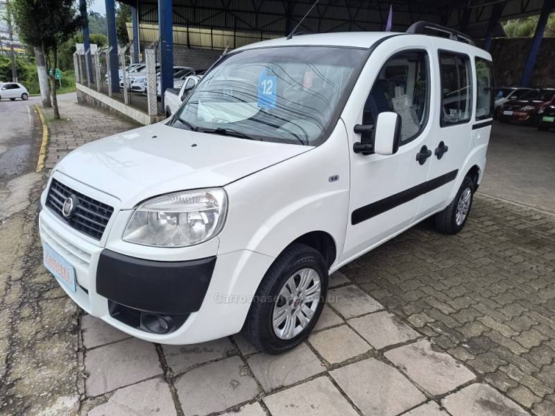 FIAT - DOBLÓ - 2012/2012 - Branca - R$ 43.500,00