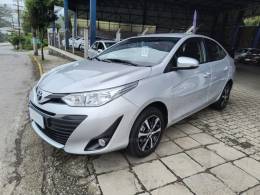 TOYOTA - YARIS - 2019/2019 - Prata - R$ 77.000,00