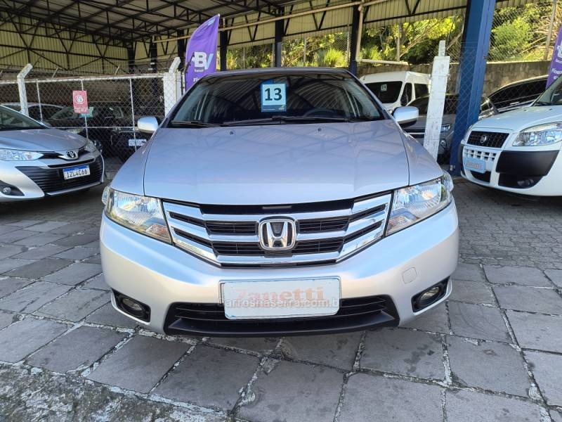 HONDA - CITY - 2012/2013 - Prata - R$ 48.500,00